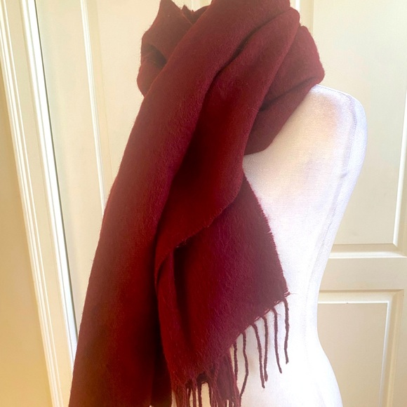 Burgundy Red Oversized Scarf ❤️❤️❤️ - Picture 5 of 10